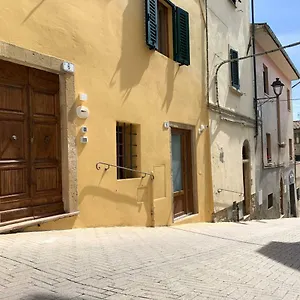 Gasthof Le Del Borgo, Montescudaio